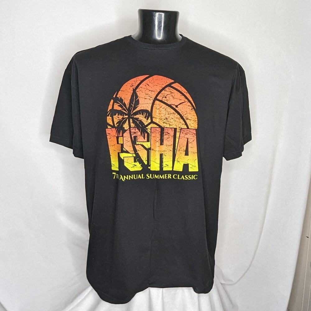 Gildan Men's Graphic Tee 2XL Black Cotton Casual T-Shirt